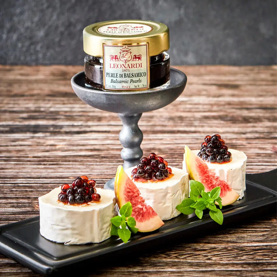 Leonardi Perle di Balsamico Originale als Serviervorschlag mit Käse und Feigen