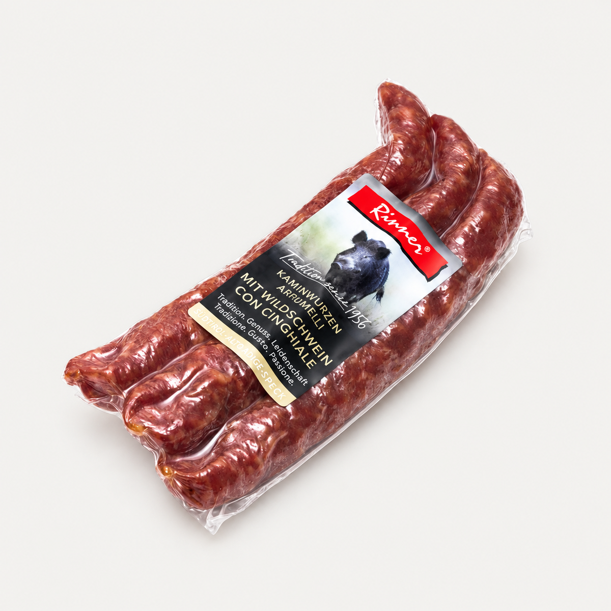 Rinner Kaminwurzen mit Wildschwein 180 g auf hellgrauem Hintergrund