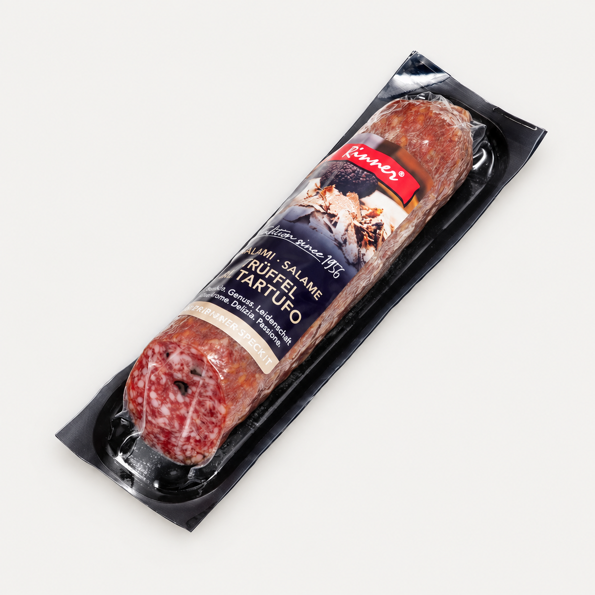 Rinner Trüffelsalami 180 g auf hellgrauem Hintergrund